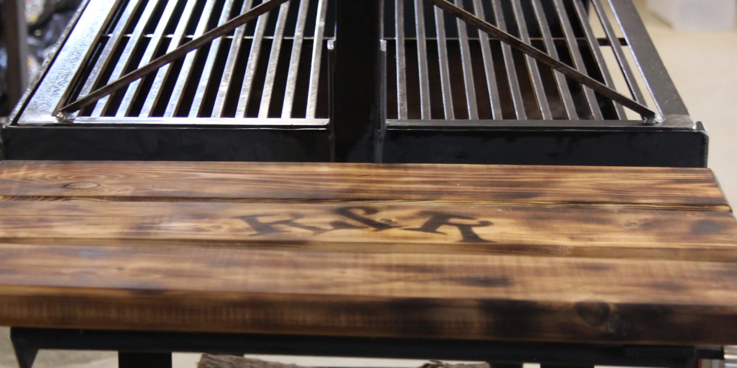 R&R Santa Maria grill